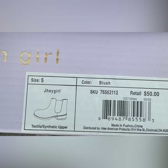 New booties for girls! - Picture 6 of 6